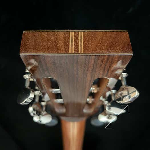 D12 Cutaway Sattel mit Griffbrett und Trennfurnieren