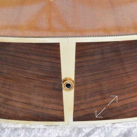 Dreadnought D28 Endbuchse